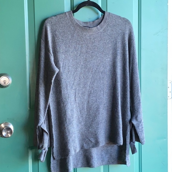 Halogen size small petite gray sweater so soft! - Picture 3 of 8